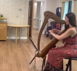 Harmony and Nostalgia Enrich Abbey Wood Lodge’s Afternoon